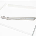 Tweezerman Stainless Steel Facial Razor - Image 7