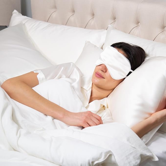 Fishers Finery 25 Momme Pure Mulberry Silk Sleep Eye Mask - Image 3
