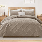 Exclusivo Mezcla Quilt Set Oversized King Size, 3 Pieces Taupe Cal King Quilt by ExclusivoMezcla
