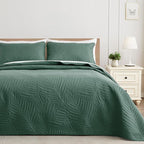 Exclusivo Mezcla King Size Quilt Bedding Set, Lightweight Green Quilts King Size by ExclusivoMezcla