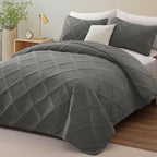 Exclusivo Mezcla Oversized King Quilt Set- Grey Cal King Quilts Bedding Set - Image 2