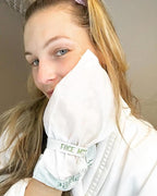 MicrodermaMitt Clear Skin Exfoliating Mitt - Image 3