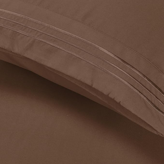 Elegant Comfort Luxury Ultra-Soft 2-Piece Pillowcase Set - Image 4
