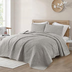 Exclusivo Mezcla King Quilt Bedding Set, Lightweight Soft Bedspreads Coverlets - Image 2