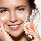 EcoTools Mini Facial Cleansing Brush, Infused - Image 3