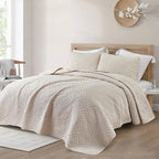 Exclusivo Mezcla California King Quilt Bedding Set, Lightweight Soft Bedspreads - Image 2