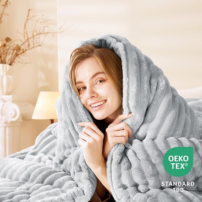 CozyLux Fluffy King Size Comforter Set - Image 3