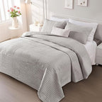 Whale Flotilla Ultra Soft Queen Quilt Bedding Set, Lightweight Microfiber Light by WHALEFLOTILLA