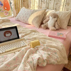 mixinni Vintage Floral Duvet Cover Set - Image 3
