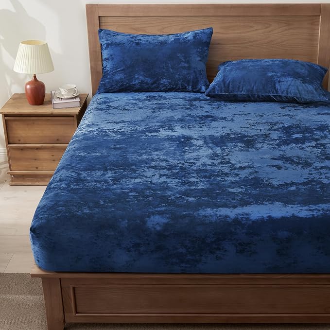 BEDELITE Velvet Fitted Sheet and Pillowcase Set, Luxury Soft Fuzzy Bottom Sheet - Image 9