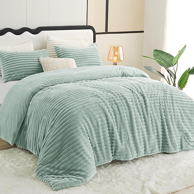 CozyLux Fluffy King Size Comforter Set - Image 9
