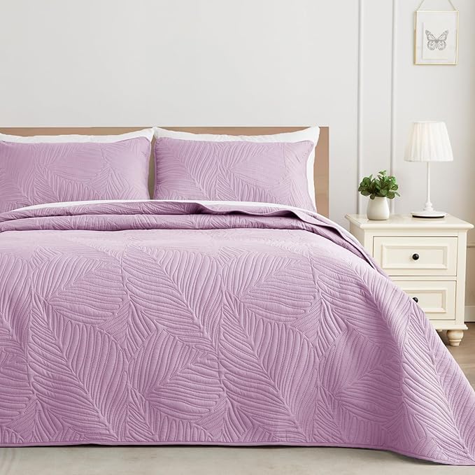Exclusivo Mezcla Twin Quilt Bedding Set, Lightweight Lilac Quilts Twin Size by ExclusivoMezcla