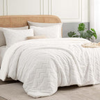 BEDELITE Fluffy Twin Comforter Set - Image 2