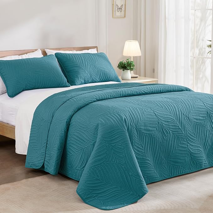 Exclusivo Mezcla California King Quilt Bedding Set, Lightweight Teal Quilts Cal - Image 2