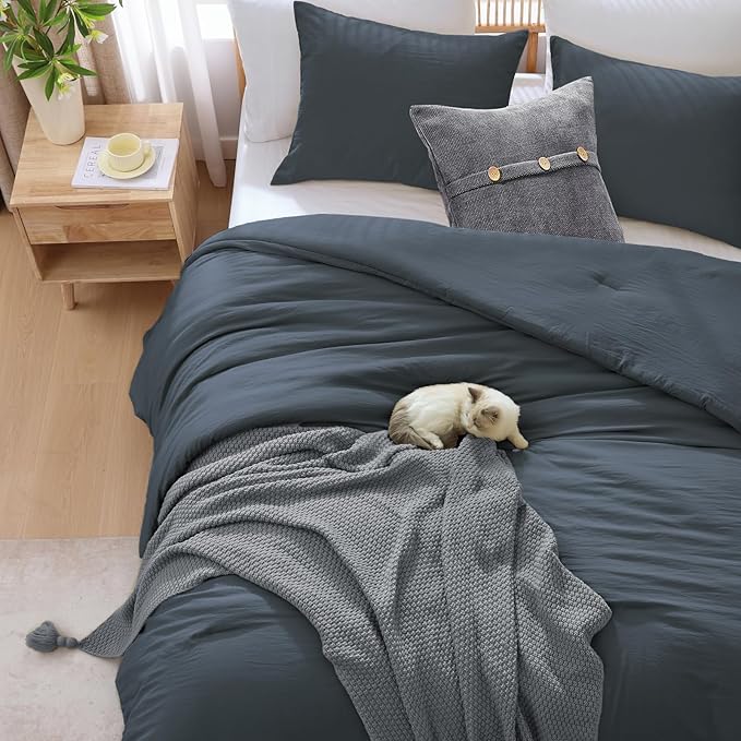 WRENSONGE Full Size Comforter Sets - Image 7