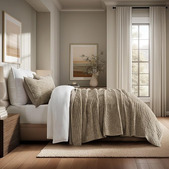 EVERGRACE Velvet Quilt Set King Size, Luxurious Soft Striped Channel Bedding Set - Image 2