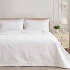 Exclusivo Mezcla Queen Quilt Bedding Set, Lightweight White Quilts Queen Full by ExclusivoMezcla