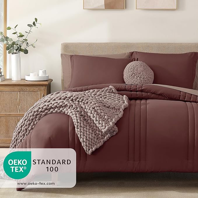 Monbix Full Comforter Set - Image 3