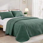 Exclusivo Mezcla King Size Quilt Bedding Set, Lightweight Green Quilts King Size - Image 2