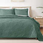 Exclusivo Mezcla Queen Quilt Bedding Set, Lightweight Soft Bedspreads Coverlets by ExclusivoMezcla