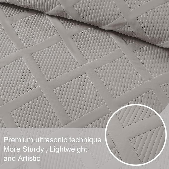 Exclusivo Mezcla Oversized King Quilt Set- Light Grey Cal King Quilts Bedding - Image 4