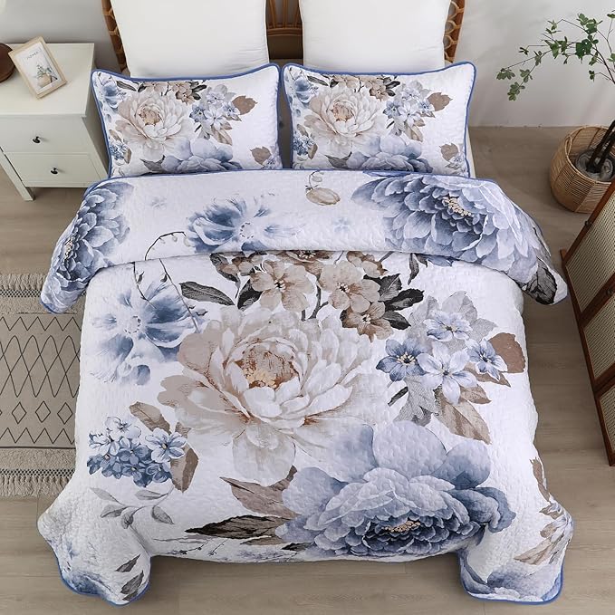 WONGS BEDDING Floral Quilt Set Blue Full Size 3 Pieces Elegant Botanical Print - Image 3