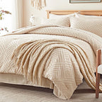 Zzlpp Queen Comforter Set 7 Pieces, Tufted Boho Bedding Set - Image 2