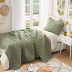 Comfort Spaces Twin Quilt Set Modern Reversible Diamond Coverlet Twin Bedding - Image 2