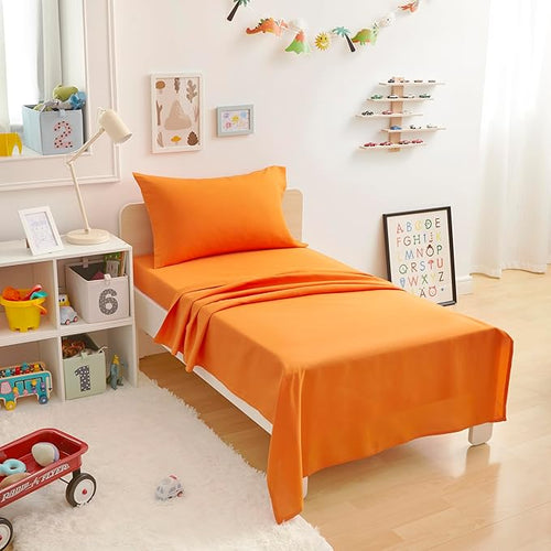 Amazon Basics Kid's Soft Easy-Wash Lightweight Microfiber 3-Piece Sheet Set by AmazonBasics