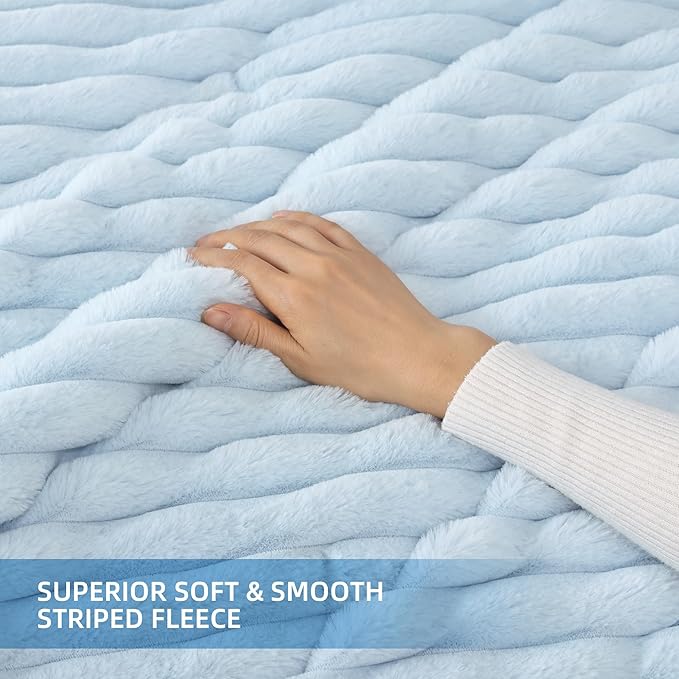 Smoofy Fluffy Queen Size Comforter Set 3 Pieces - Image 5