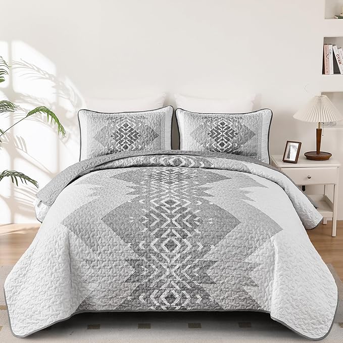Boho Quilt Set King Size 3 Pieces Grey Aztec King Quilt Set Bohemian Bedspread by Dintszyayue