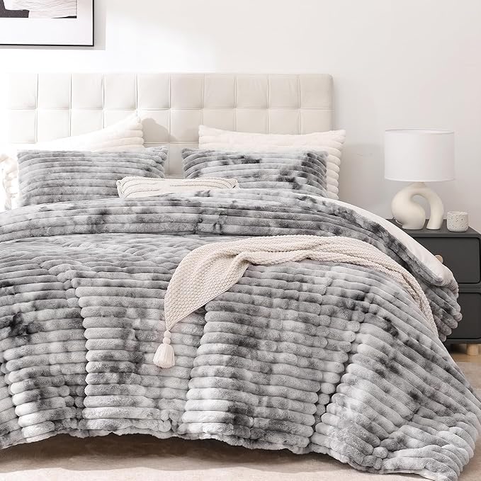 Smoofy Fluffy King Size Comforter Set 3 Pieces by SMOOFY