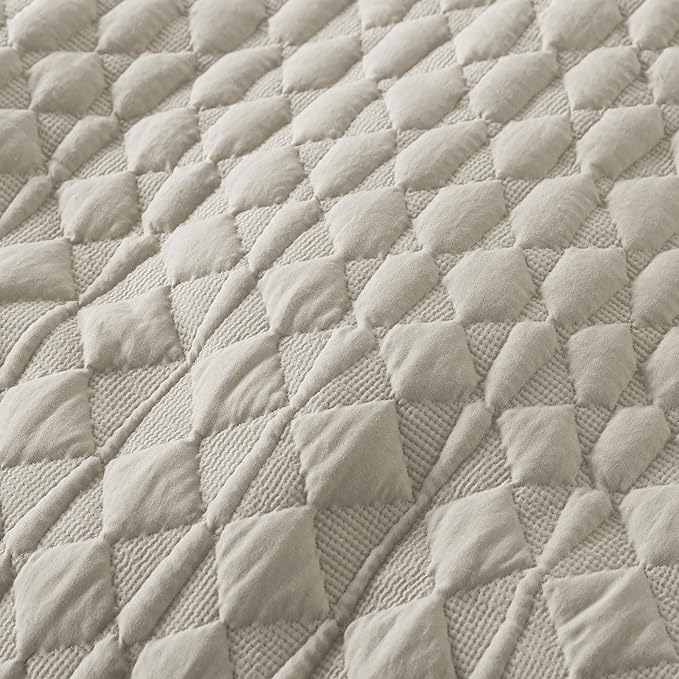 WDCOZY Light Beige Quilt King Size Bedding Set - Image 6