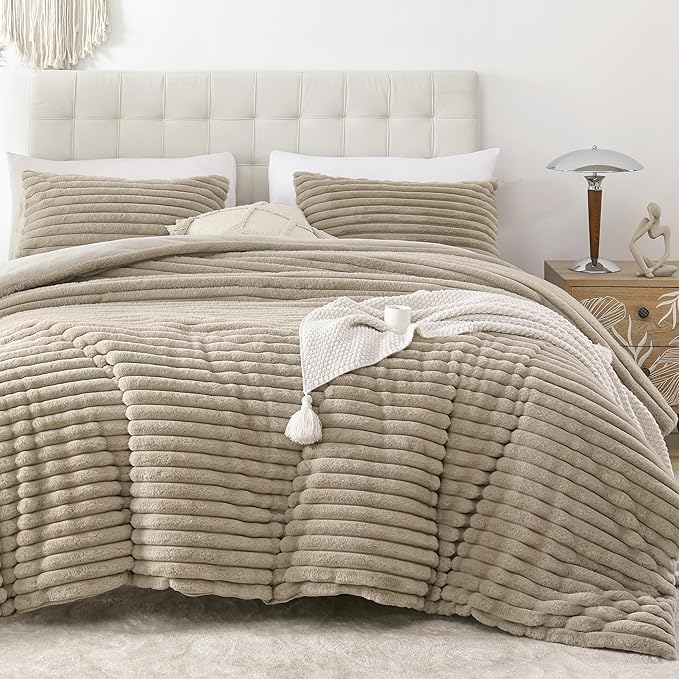 Smoofy Fluffy King Size Comforter Set 3 Pieces by SMOOFY