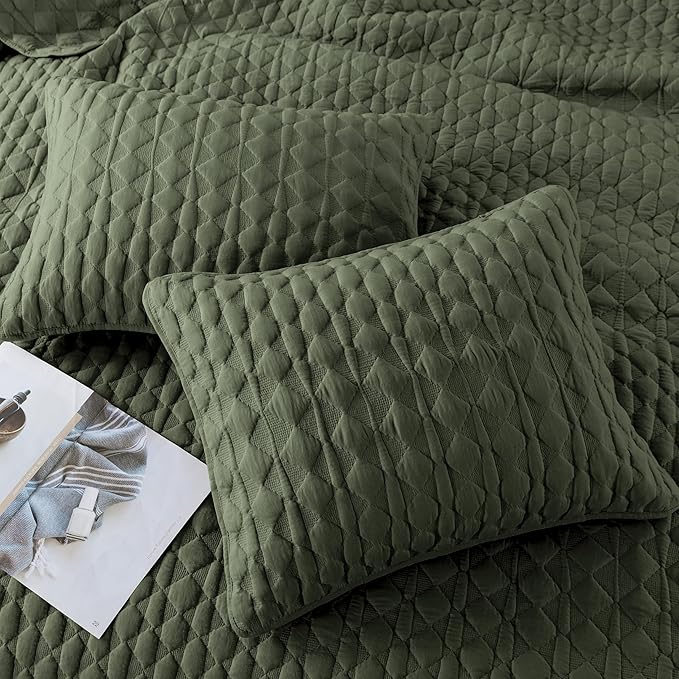 WDCOZY Olive Green Quilts Queen Size Bedding Set - Image 4