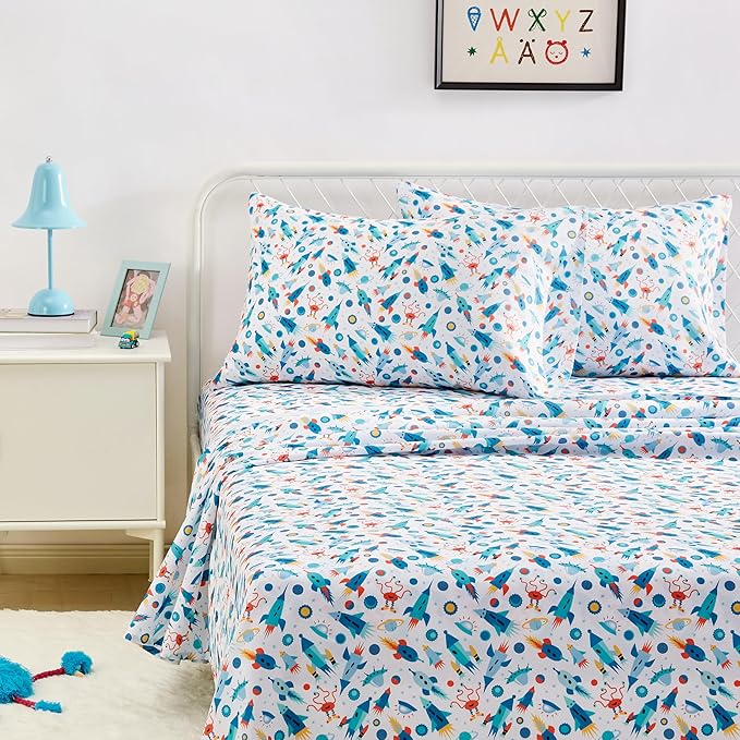 Amazon Basics Kid's Soft Easy-Wash Microfiber 4-Piece Sheet Set - Image 6