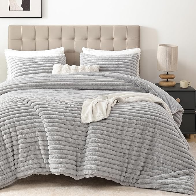 Smoofy Fluffy King Size Comforter Set 3 Pieces by SMOOFY