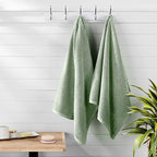 Amazon Basics 2-Pack Quick-Dry Lightweight Moisture Absorbing Bath Towel - Image 8