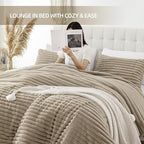 Smoofy Fluffy Queen Size Comforter Set 3 Pieces - Image 6