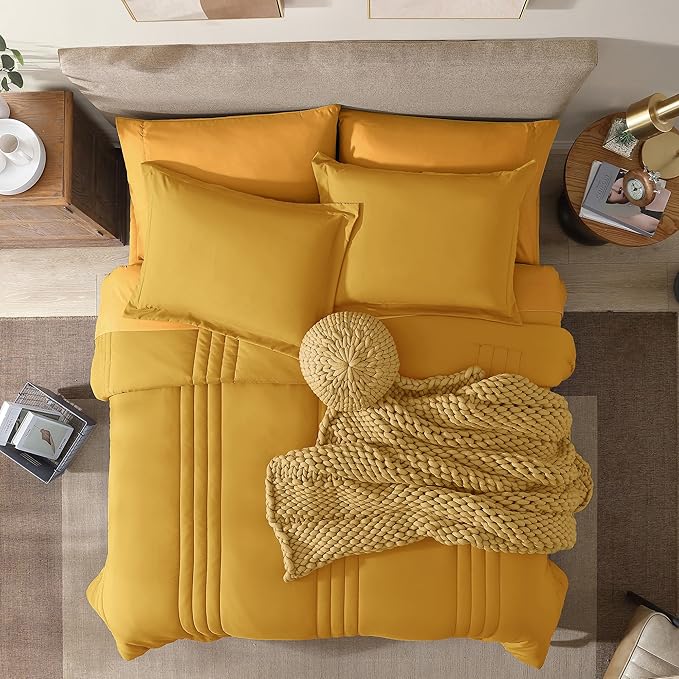 Monbix Full Comforter Set - Image 2